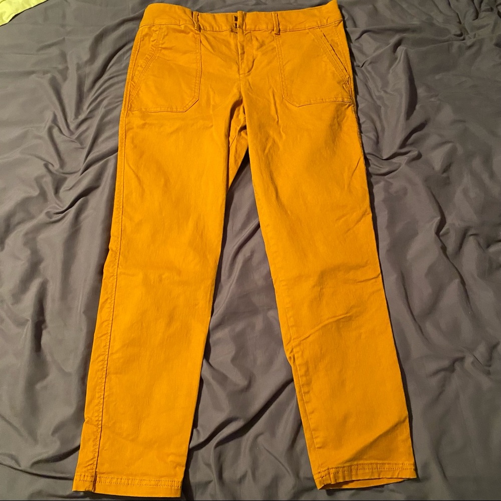 Old Navy Burnt Orange Pixie Cut Pants